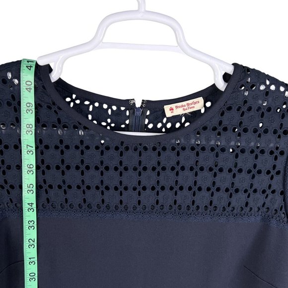 Brooks Brothers Red Fleece Womens XL Navy Eyelet Lace Yoke Shift Dress Stylish - Picture 11 of 15